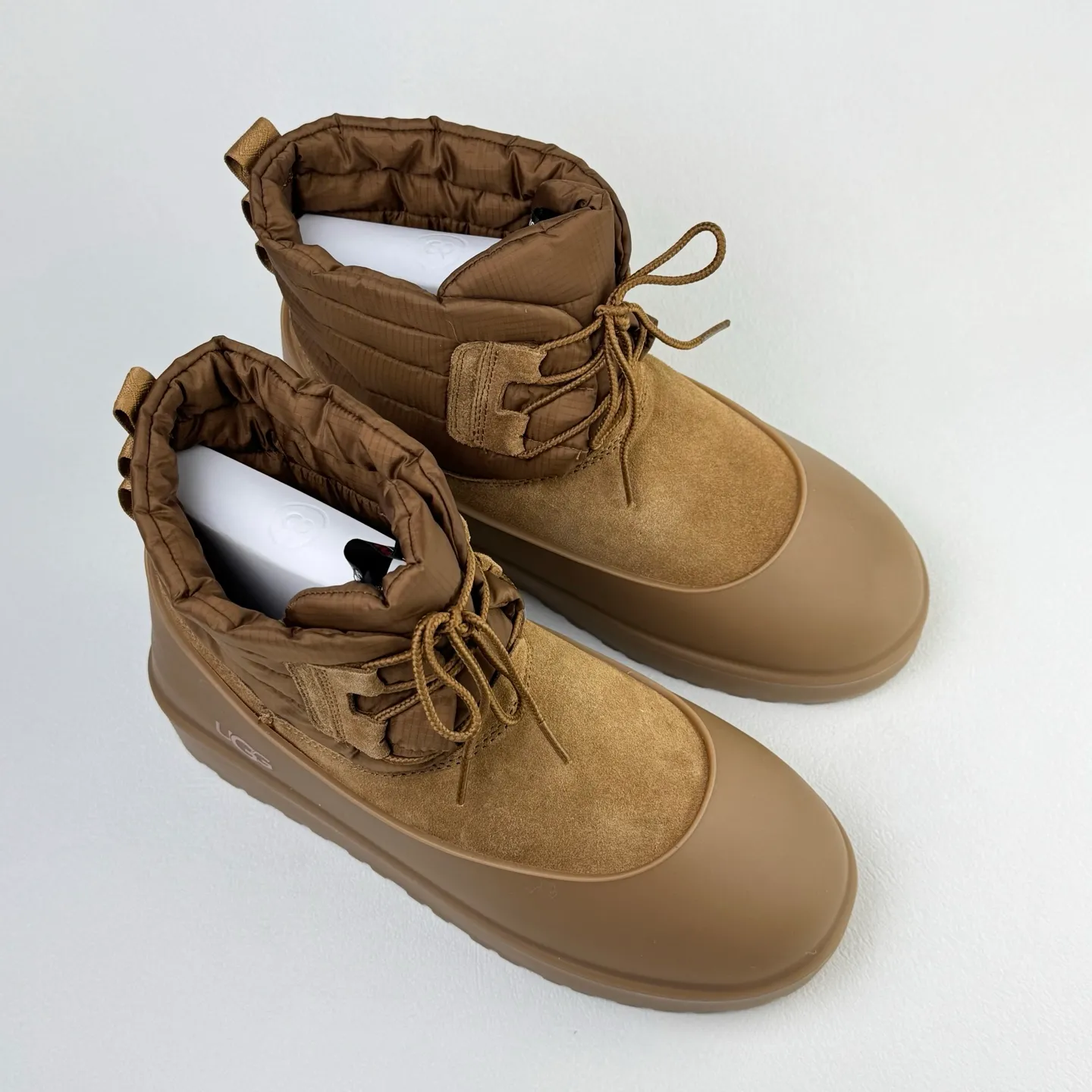 Pick up locally 💰760 Core recommendation Good price Size correction Men's and women's shoes UGG Mini Lace-Up Weather dual-purpose detachable winter neutral snow boots 1120849 Overseas shopping high-end retail version Combination midsole is lightweight and non-slip Real sheep fur integrated Size: 35 36 37 38 39 40 41 42 43 44 45 46